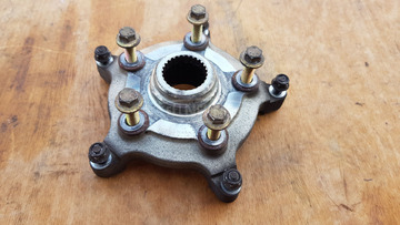 Aprilia Scarabeo Light 400 - 500 hátsó kerékagy