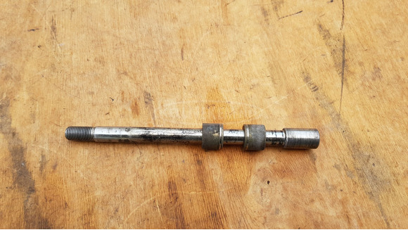 Aprilia Scarabeo Light 400 - 500 első keréktengely - 1/5