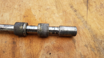 Aprilia Scarabeo Light 400 - 500 első keréktengely