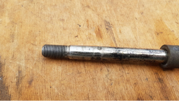 Aprilia Scarabeo Light 400 - 500 első keréktengely - 3/5