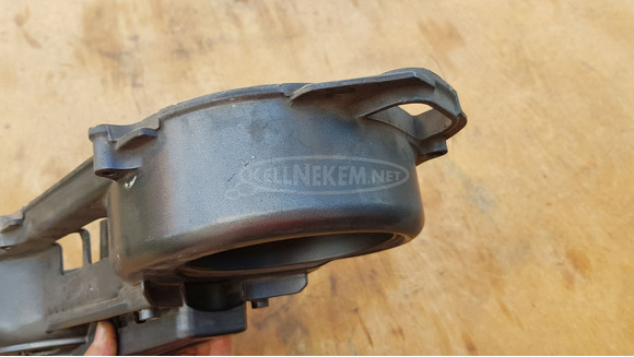 Aprilia Scarabeo Light 400 - 500 kuplung fedél - 9/11