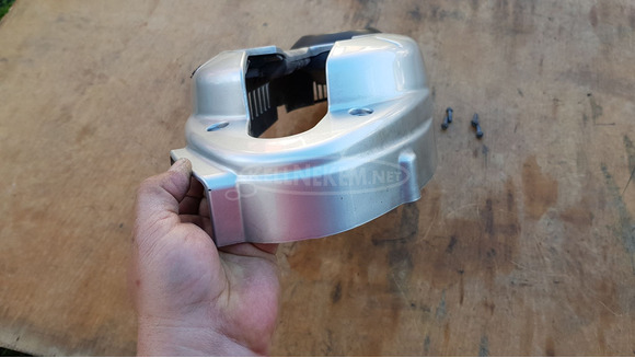 Aprilia Scarabeo Light 400 - 500 kuplung fedél borítás sérült - 7/9