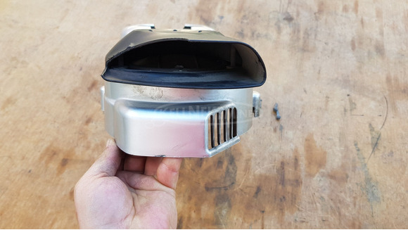 Aprilia Scarabeo Light 400 - 500 kuplung fedél borítás sérült - 9/9