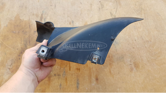 Aprilia Scarabeo Light 400 - 500 hátsó kerék feletti idom - 7/10