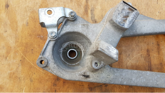 Aprilia Scarabeo Light 400 - 500 hátsó lengőkar - 2/7