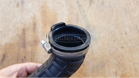 Aprilia Scarabeo Light 400 - 500 légszűrő szívócsonk - 9/10