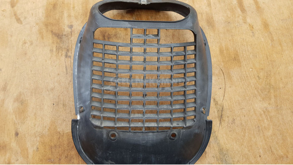 Aprilia Scarabeo Light 400 - 500 hűtő elötti idom - 6/8