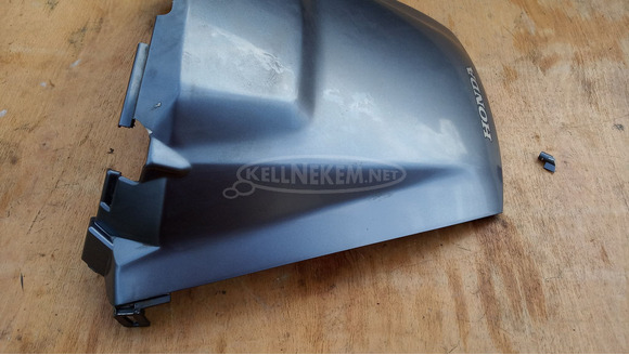 Honda Silver Wing Fjs 400 - 600 hátsó idom 2 - 4/9