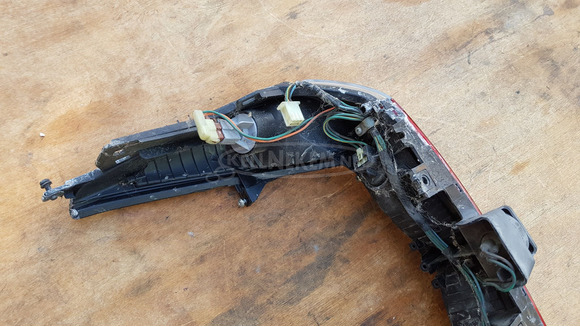 Honda Silver Wing Fjs 400 - 600 hátsó lámpa - 6/10