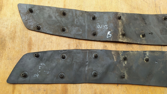 Honda Silver Wing Fjs 400 - 600 gumiszőnyeg pár - 5/6