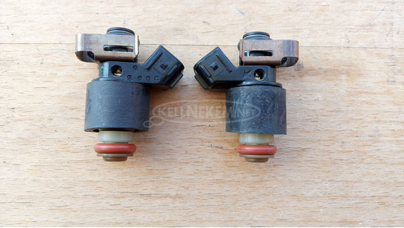 Honda Silver Wing Fjs 400 - 600 injektor befecskendező fej - 2/6