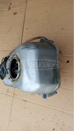 Honda Silver Wing Fjs 400 - 600 üzemanyag tank - 7/10