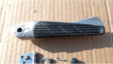 Honda Silver Wing Fjs 600 hátsó lábtartó jobbos