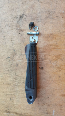 Honda Silver Wing Fjs 400 hátsó lábtartó jobbos - 1/7