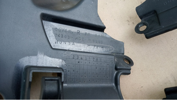 Honda Silver Wing Fjs 400 - 600 villaszár köröli műanyag - 8/9