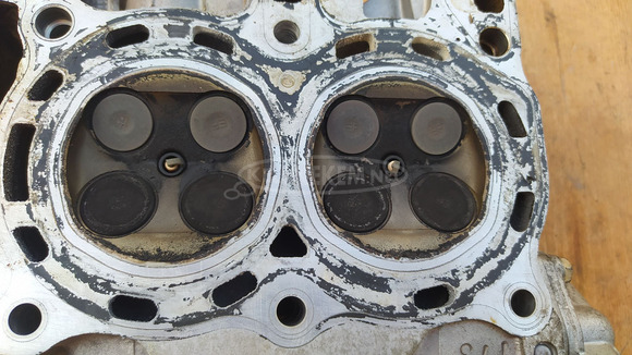 Honda Silver Wing Fjs 400 hengerfej - 7/10