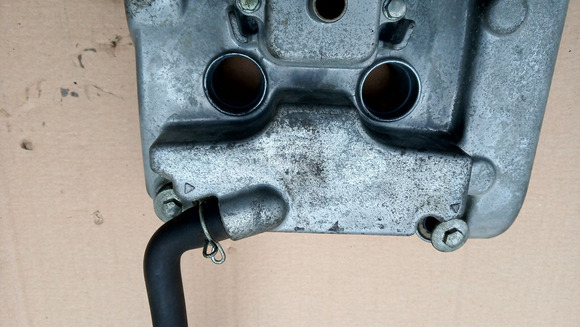 Honda Silver Wing Fjs 400 szelepfedél - 2/9