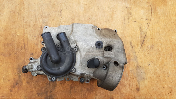 Aprilia Scarabeo 500 gyújtásfedél vízpumpával - 1/10