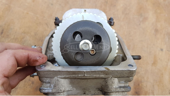 Aprilia Scarabeo 500 hengerfej - 9/10