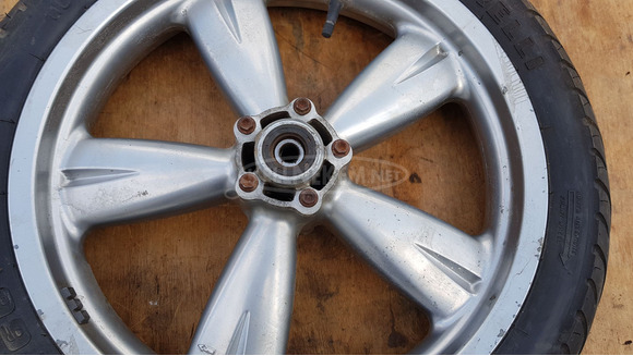 Aprilia Scarabeo 500 első kerék - 5/7