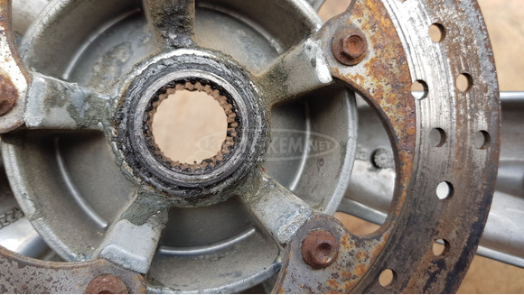 Aprilia Scarabeo 500 hátsó kerék - 8/10