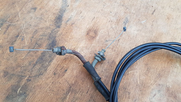 Aprilia Scarabeo 500 gázbovden