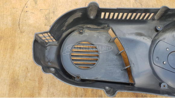 Aprilia Scarabeo 500 kuplung fedél borítás sérült - 8/10