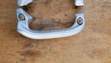 Aprilia Scarabeo 500 hátsó kapaszkodó pár