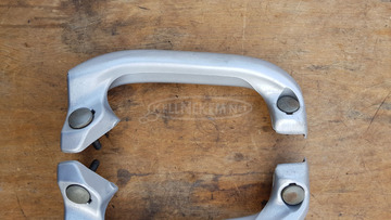 Aprilia Scarabeo 500 hátsó kapaszkodó pár