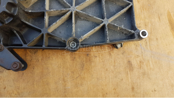 Aprilia Scarabeo 500 hátsó lengőkar - 7/8