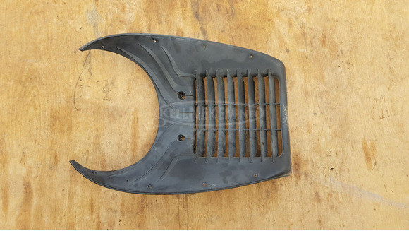 Aprilia Scarabeo 500 hűtő elötti idom - 1/7