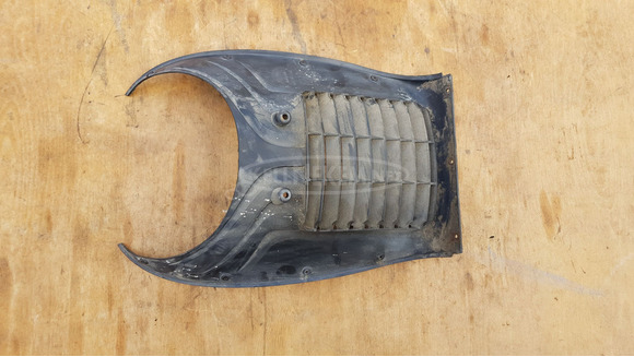 Aprilia Scarabeo 500 hűtő elötti idom - 4/7