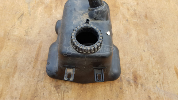 Aprilia Scarabeo 500 üzemanyag tank - 6/7