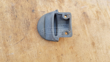 Aprilia Scarabeo 500 szatyorakasztó