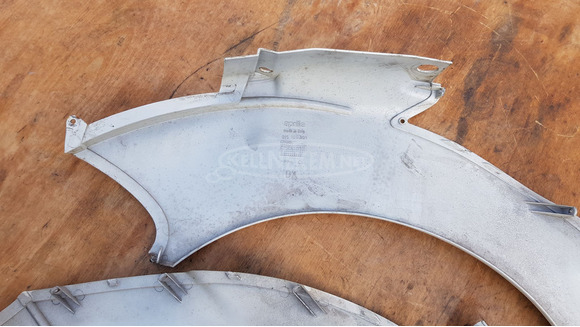 Aprilia Scarabeo 500 ülés alatti idom pár - 6/9