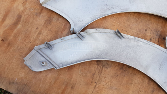 Aprilia Scarabeo 500 ülés alatti idom pár - 9/9