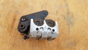 Malaguti Centro 125 - 160 első féknyereg