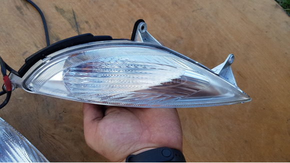 Malaguti Centro 125 - 160 első irányjelző pár - 7/8