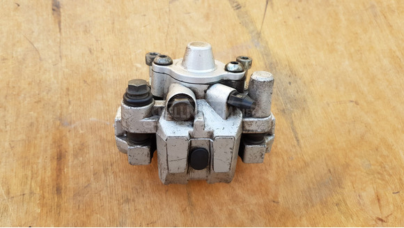 Malaguti Centro 125 - 160 hátsó féknyereg - 7/7