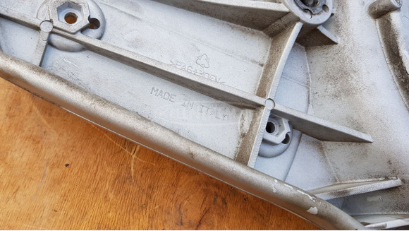 Malaguti Centro 125 - 160 hátsó kapaszkodó - 9/10