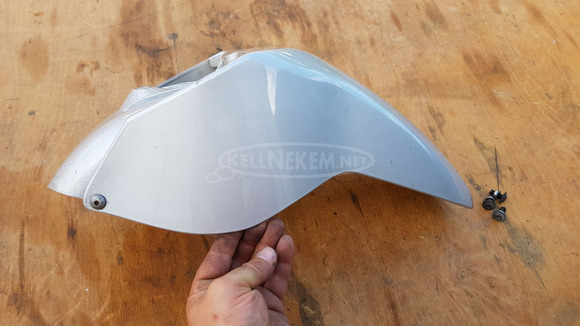 Malaguti Centro 125 - 160 első sárvédő sérült - 4/9