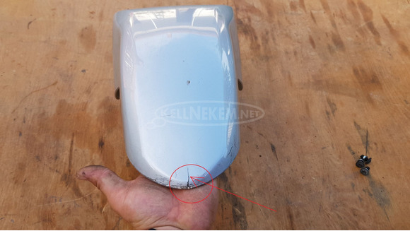 Malaguti Centro 125 - 160 első sárvédő sérült - 5/9