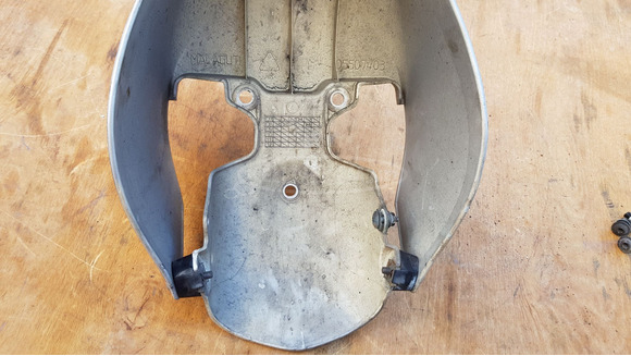 Malaguti Centro 125 - 160 első sárvédő sérült - 8/9