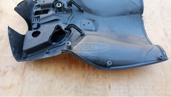 Malaguti Centro 125 - 160 térdidom - 7/9