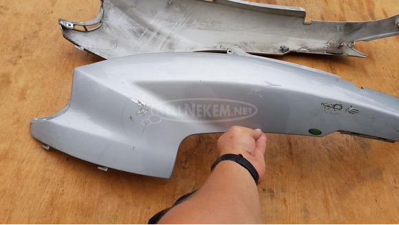 Malaguti Centro 125 - 160 oldalidom pár - 8/11