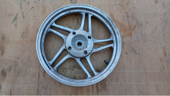 Malaguti Centro 125 - 160 hátsó felni - 1/9