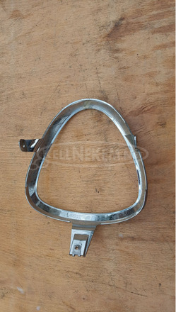 Malaguti Centro 125 - 160 első lámpakeret - 7/8