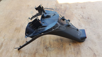 Malaguti Centro 125 - 160 hátsó sárvédő