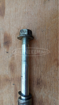 Malaguti Centro 125 - 160 első keréktengely - 2/6