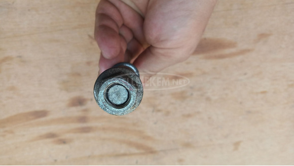 Malaguti Centro 125 - 160 első keréktengely - 6/6